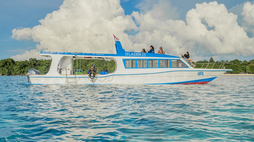 12 siladen resort and spa north sulawesi indonesia boats 2 12 siladen resort and spa north sulawesi indonesia boats 2