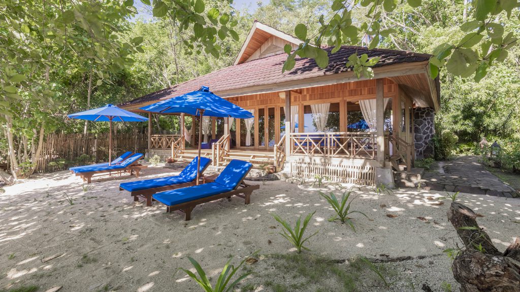 35 siladen resort and spa north sulawesi indonesia double bedroom beach villa exterior 35 siladen resort and spa north sulawesi indonesia double bedroom beach villa exterior